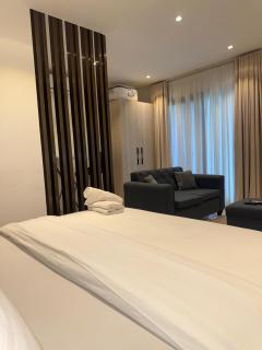 The Snug Stay - Lennox - 1