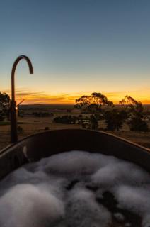 Heathcote Winery Luxury and Stunning Views - 8