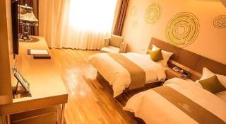 GreenTree Inn Xi'an Yanta District Dayanta Furongyuan Hotel - 1