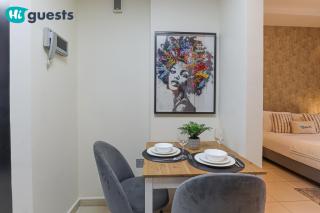 HiGuests - Cute Studio With Balcony, 5-min To The Beach - 1