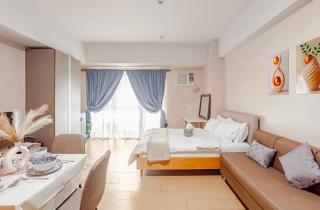 Classy Venice in St Mark Venice Mall near BGC, Pet Friendly, Swimming Pool, Balcony - 7