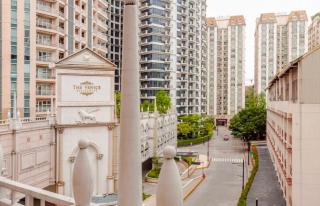 Classy Venice in St Mark Venice Mall near BGC, Pet Friendly, Swimming Pool, Balcony - 8