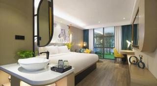 mango crystal hotel - 1