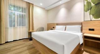 GreenTree Inn HuZhou AnJi YingBin Avenue Express Hotel - 4