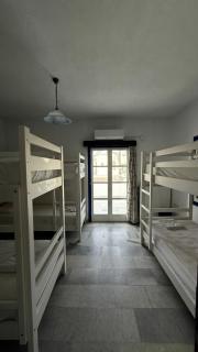 Naxos City Hostel - 6