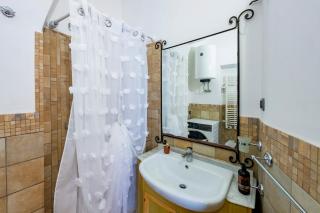 GuestHost - SeaView Catena APT in Historic Centre - 7