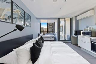A Cozy & Stylish Studio Next to Southern Cross - 0