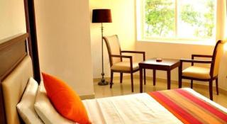Sai Sea City Hotel - 1
