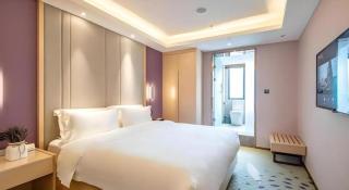 Lavande Hotels·Yichang Wanda Plaza - 1