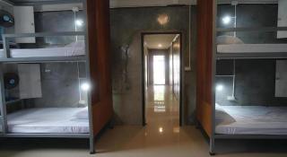 Chomjan Hostel - 8