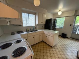 Vancouver South Guesthouse - BC Place 15 Min, Airport 9 Min, Free Parking - 3
