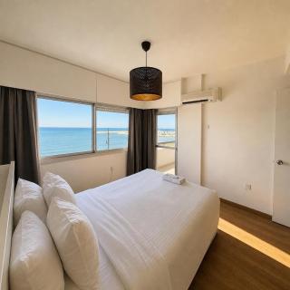 2BR Seafront Apt in center with community pool - 1