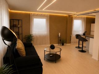 Wellness - Privat-Spa mit Whirlpool, Sauna & Kino - 8