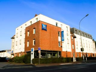 ibis budget Saint-Omer Centre - 0