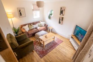 3 BR Bungalow with Spacious Living and Private Garden - 2