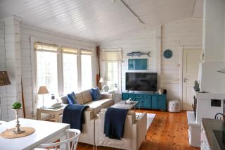 Villa Mats - Private property with seaside sauna - 1