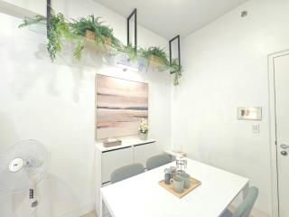 Organic Modern 1BR near Greenbelt - 2