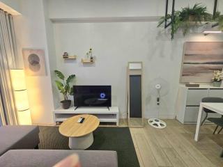 Organic Modern 1BR near Greenbelt - Manila - 3