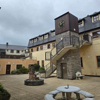 18 Clifden Court - 5