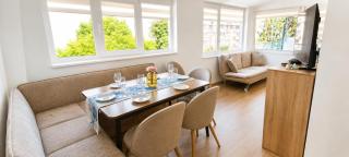 Spacious & Quiet 3BR Apartment, City Center & Sea Garden - Varna - 7