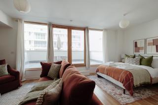 Open-plan Studio Apartment near Harbourside - 2