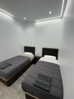 Luxury Place to Stay - 2