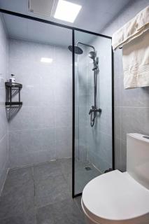 Luxury 1 Bedroom - Olenia Homes - 6