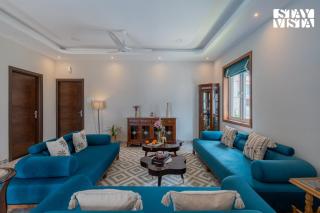 StayVista at Casa Viena with Pool & Lawn - 7