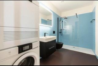 Modern Zurich Apt with Balcony View & Workspace - 6