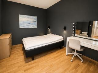 V4 - Modern Apartment I City Center - 8