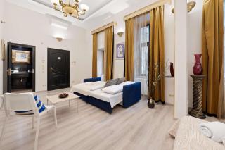 Bold Art Studio Opera House at Your Doorstep - 6