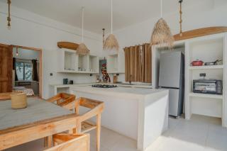 Private 4 bedroom Double-Storey Villa with Pool & Tropical Garden - Walk to Paje Beach, Shops & Restaurants - 5