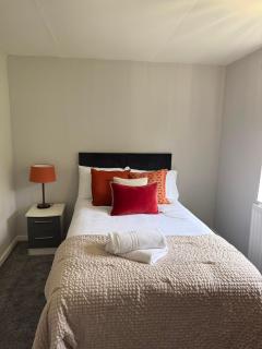 Stylish 2BR Flat Free Parking Southside Glasgow - 2