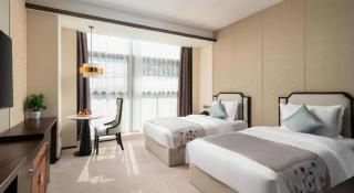 Qingdao Ronghai Yaozhou Hotel - 9