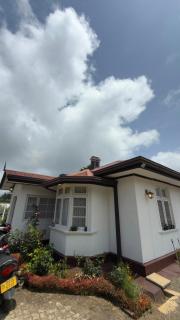 Hill bungalow - 0