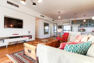 Miklat Luxury Condo & Spectacular View By Feelhome - 5