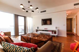 Miklat Luxury Condo & Spectacular View By Feelhome - 2