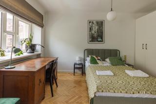 Warsaw Old Town Metro Ratusz Trendy Getaway by PolandBnB - 3
