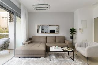 Mamad Quiet Apt & Terrace Near Beach By Feelhome - 8