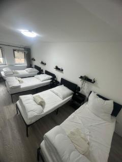 Modern, centrally located house for up to 6 people - 7