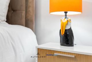 Warm & Stylish Bristol Retreat for Group Stay by AltoLuxo - 6