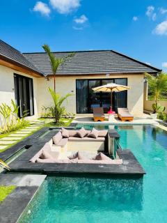 Queennera Villa - 8