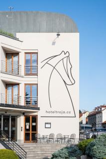 Hotel Troja - 8