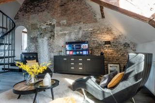 Huize de Lekpoort - The Cloister Wall - Historic Apartment in Vianen Center - 0