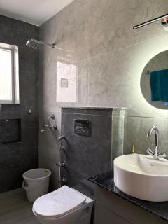 Col's Villa - 1