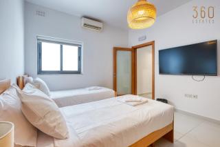 Cozy 2 Bedroom Apartment in Swieqi Near St Julians and Paceville - 1
