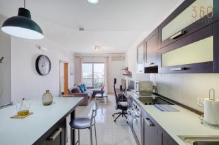 Cozy 2 Bedroom Apartment in Swieqi Near St Julians and Paceville - 4