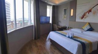Vienna International Hotel (Sanya High-speed Railway Station) - 2