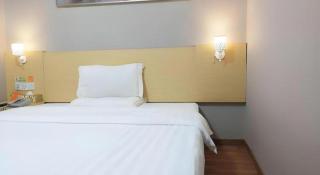 7 Days Inn Dongguan Houjie Exhibition Center - 1