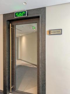 Classic Studio in Bahrain Bay Waterfront - 5